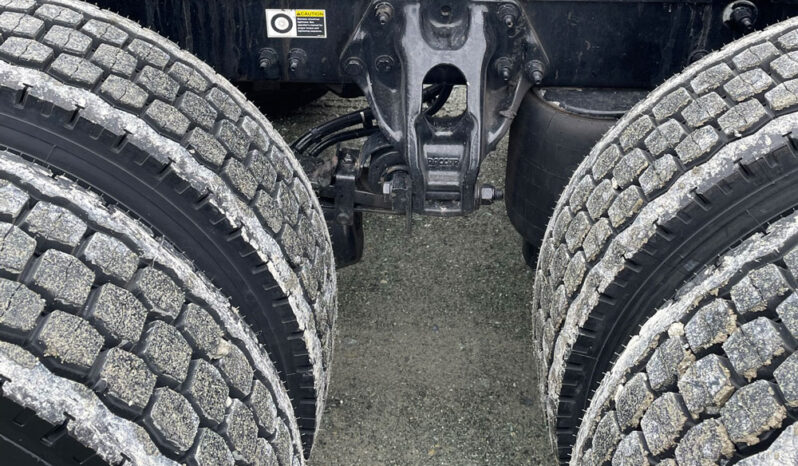 2019 PETERBILT 579 80″ SLEEPER – LANE DEPARTURE WARNING SYSTEM full