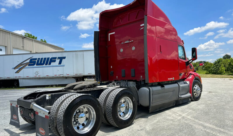 2016 PETERBILT 579 80″ DOUBLE-BUNK SLEEPER full