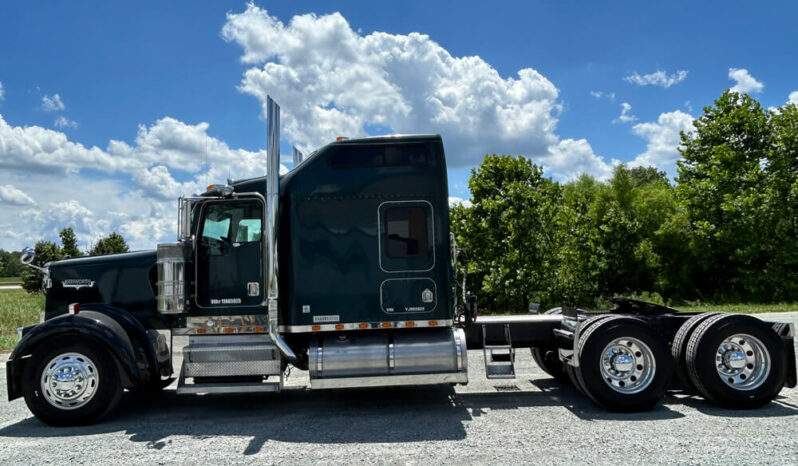 2000 KENWORTH W900 W/61.5K MILES ON CERTIFIED OVERHAUL full