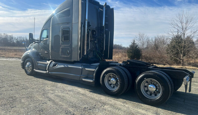 2014 KENWORTH T680 W/ 221K MILES ON CERTIFIED OVERHAUL full