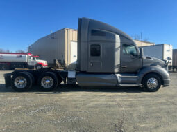 2014 KENWORTH T680 W/ 221K MILES ON CERTIFIED OVERHAUL full