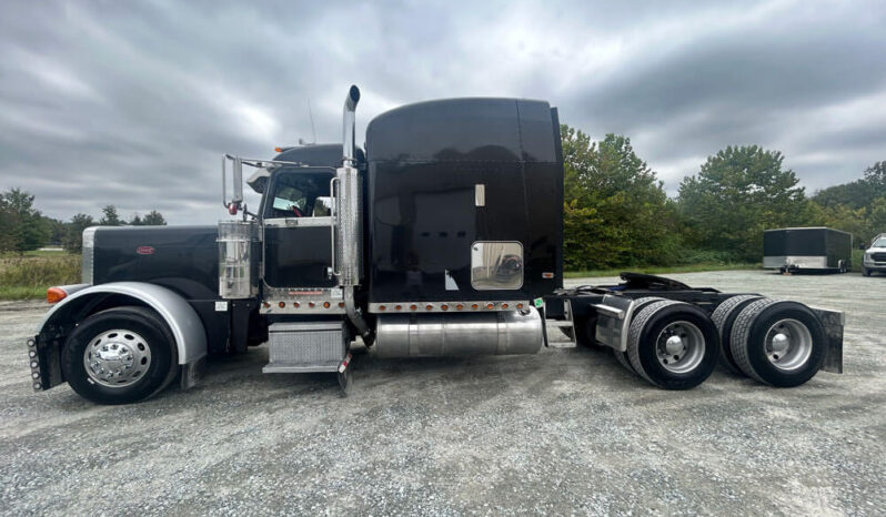 2007 PETERBILT 379 70″ SLEEPER – WITH OVERHAULED 550 HP CAT ENGINE & NATIONWIDE MANUFACTURER’S WARRANTY full