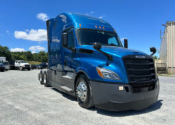 2020 FREIGHTLINER CASCADIA 126 W/72″ SLEEEPER full