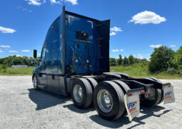 2020 FREIGHTLINER CASCADIA 126 W/72″ SLEEEPER full