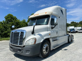 2013 FREIGHTLINER CASCADIA W/134K MILES ON OVERHAUL