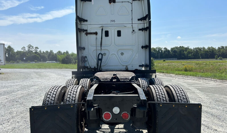 2013 FREIGHTLINER CASCADIA W/134K MILES ON OVERHAUL full