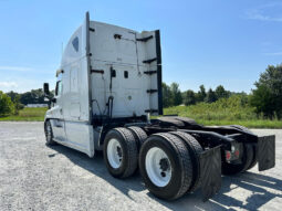 2013 FREIGHTLINER CASCADIA W/134K MILES ON OVERHAUL full