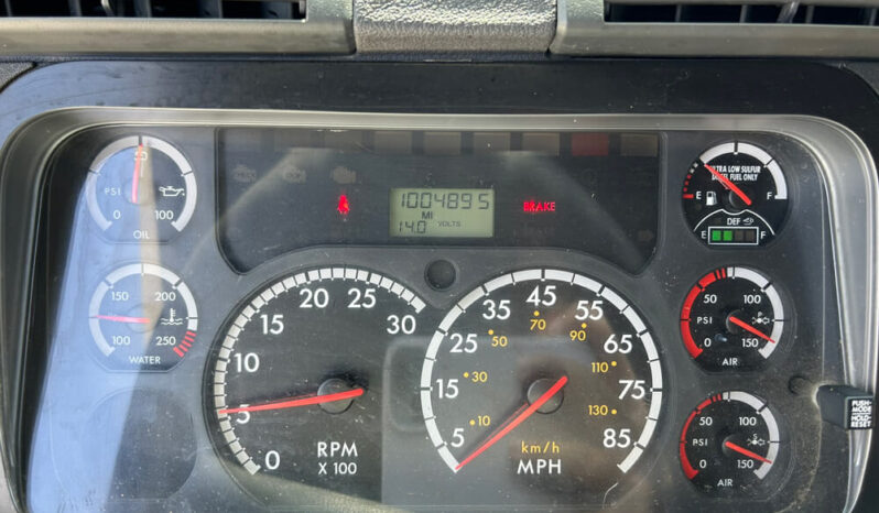 2013 FREIGHTLINER CASCADIA W/134K MILES ON OVERHAUL full