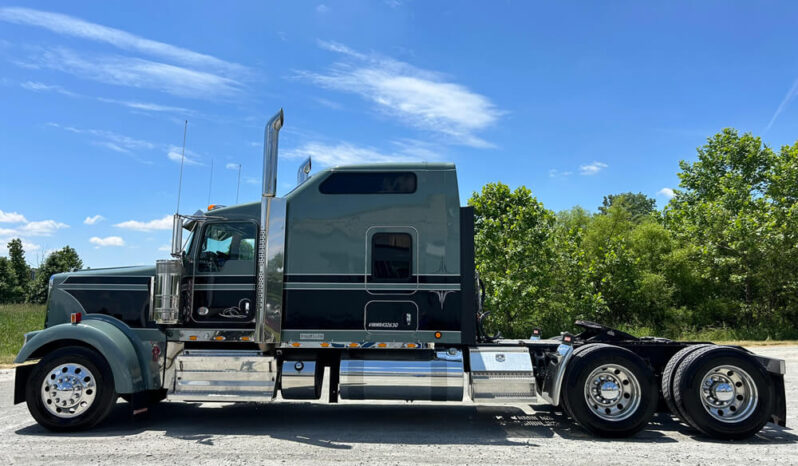 2021 KENWORTH W900L W/ 86″ SLEEPER full