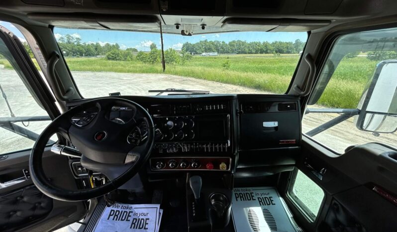 2013 KENWORTH T660 – 266K ON CERTIFIED CUMMINS OVERHAUL full