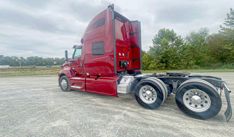 2018 INTERNATIONAL LT625 W/DOUBLE BUNK SLEEPER – 450 HP W/ 551K MILES full