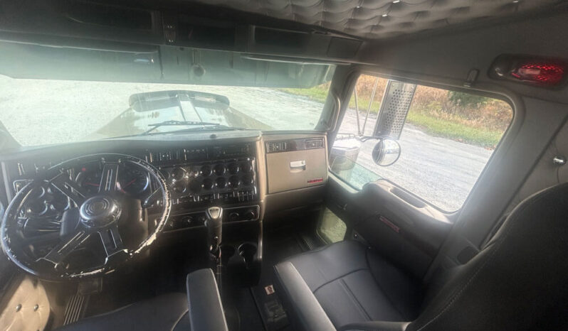 2014 KENWORTH W900 SLEEPER W/ ZERO MILES ON CERTIFIED OVERHAUL – 4YR NATIONWIDE MANUFACTURER’S WARRANTY full