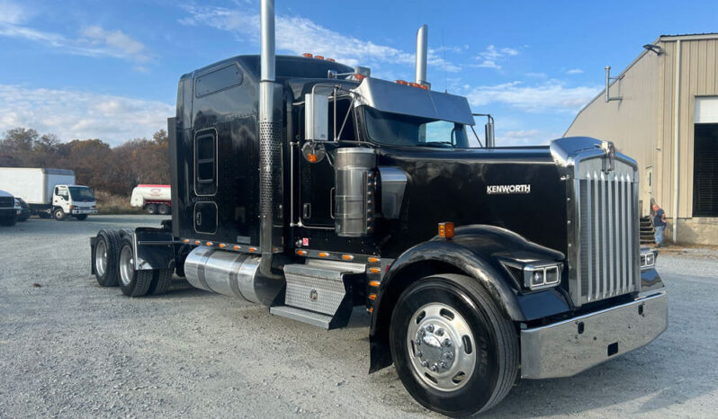 2014 KENWORTH W900 SLEEPER W/ ZERO MILES ON CERTIFIED OVERHAUL – 4YR NATIONWIDE MANUFACTURER’S WARRANTY full