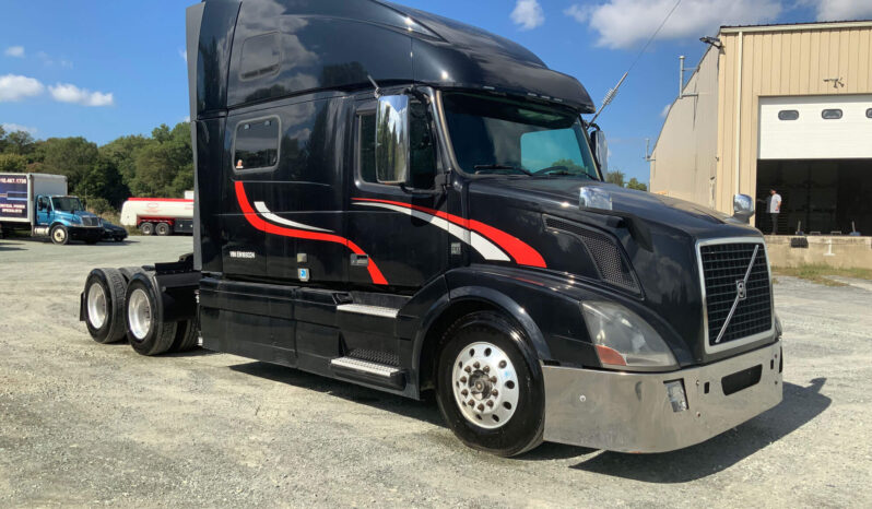 2014 VOLVO VNL780 W/14K ON CERTIFIED OVERHAUL full