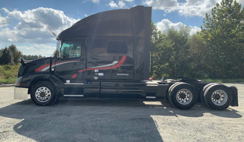 2014 VOLVO VNL780 W/14K ON CERTIFIED OVERHAUL full