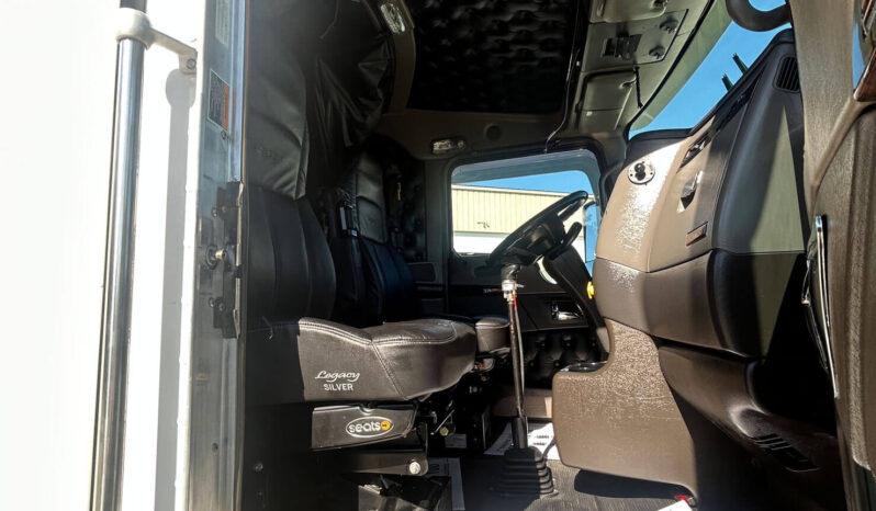 2013 KENWORTH T660 W/283K ON OVERHAUL full