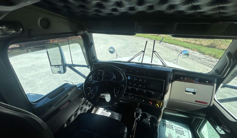 2013 KENWORTH T660 W/283K ON OVERHAUL full