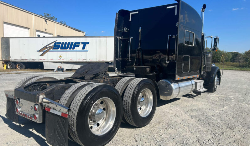 2007 PETERBILT 379EXHD W/80K ON CERTIFIED OVERHAUL full