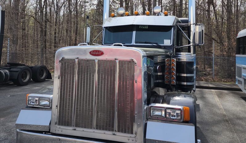 2004 PETERBILT 379 SLEEPER TRUCK full