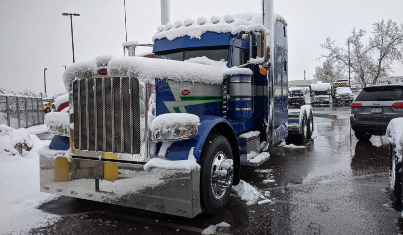 2022 PETERBILT 389 SLEEPER TRUCK full