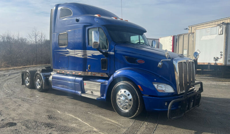 2016 PETERBILT 587 W/44K MILES ON CERTIFIED OVERHAUL full