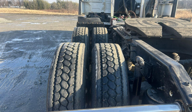 2014 VOLVO VNL670 W/101K MILES ON OVERHAUL full