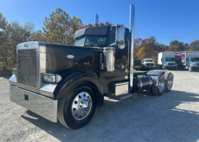 2003 PETERBILT 379 DAY CAB – BIG 500 HP WITH 70K ON CERTIFIED OVERHAUL