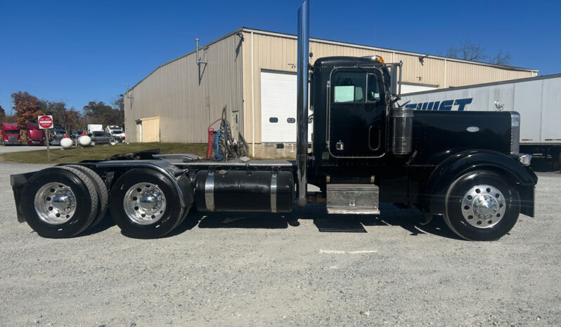 2003 PETERBILT 379 DAY CAB W/81K ON CERTIFIED OVERHAUL full