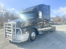 2017 VOLVO VNL780 w/ 77” DBL BUNK,ONLY 107K MILES ON RECON CUMMINS ENGINE, 1YR -100K REMAINING WARRANTY