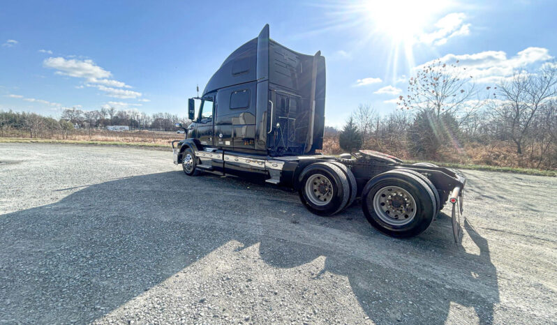 2017 VOLVO VNL780 w/ 77” DBL BUNK,ONLY 107K MILES ON RECON CUMMINS ENGINE, 1YR -100K REMAINING WARRANTY full