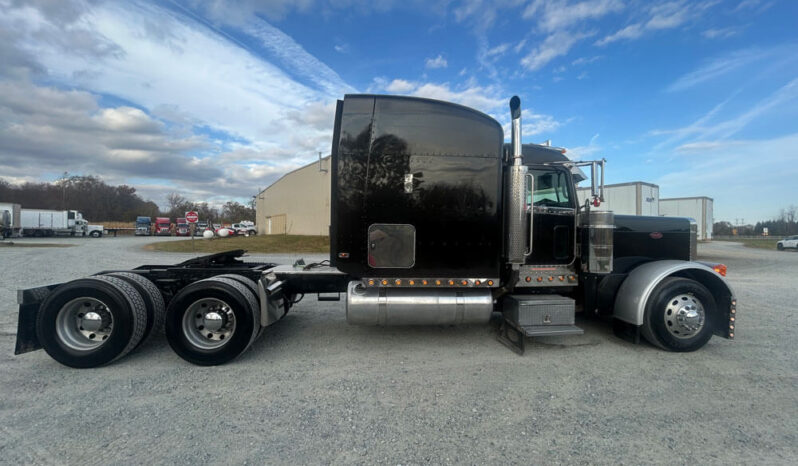 2007 PETERBILT 379 70″ SLEEPER – WITH OVERHAULED 550 HP CAT ENGINE & NATIONWIDE MANUFACTURER’S WARRANTY full