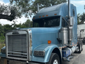 2006 FREIGHTLINER FLD132XL W/31K ON OVERHAUL